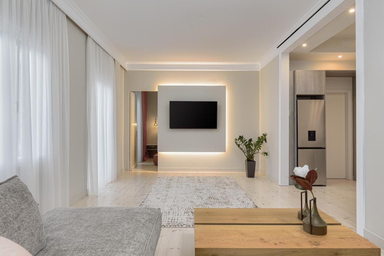 Thiramenous Residence Atene Esterno foto