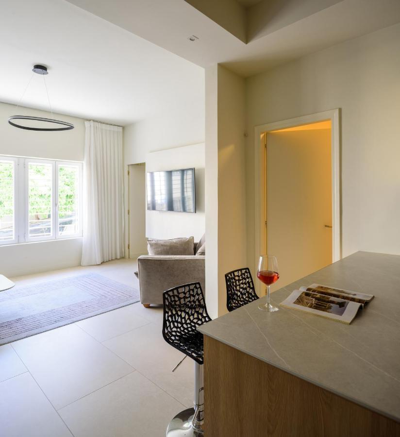 Thiramenous Residence Atene Esterno foto